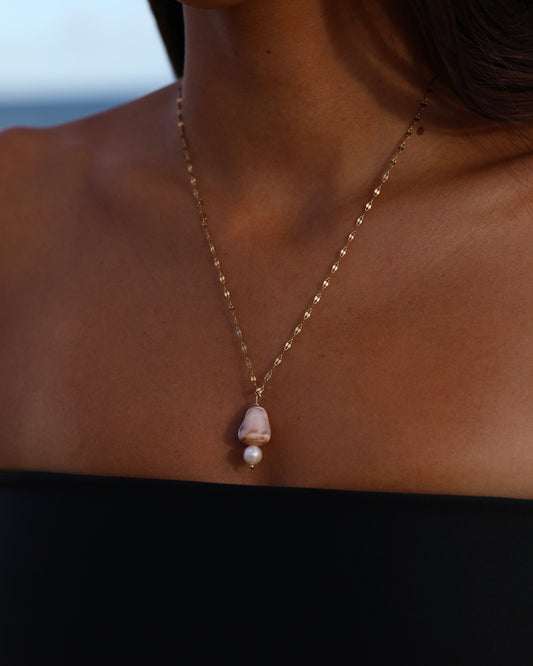 Dainty Shell Necklace