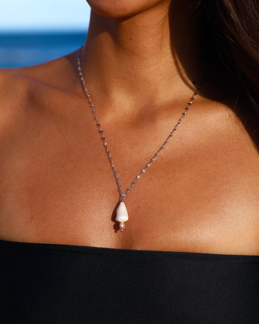 Dainty Shell Necklace