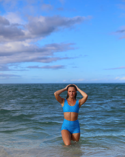 Shortie Bottom in Blue Dots